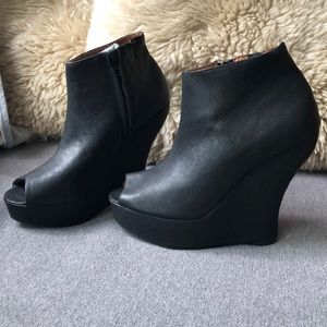 Jeffrey Campbell Tick-Ns